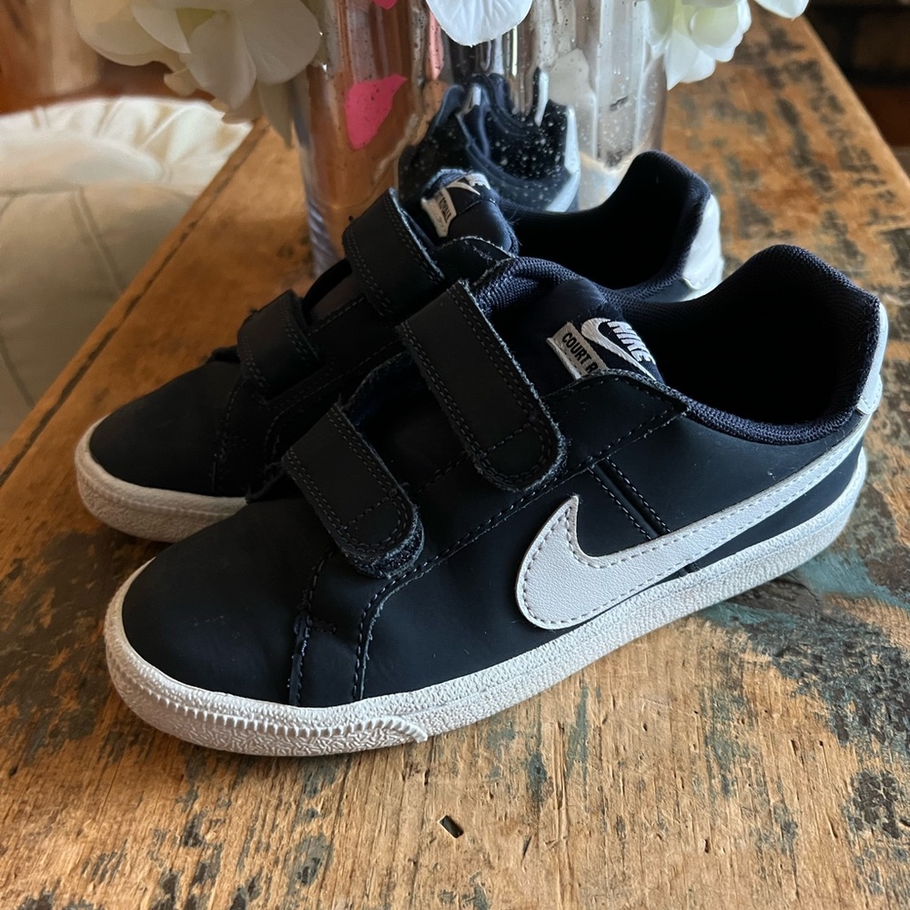 Nike Kids Navy and White Sneakers